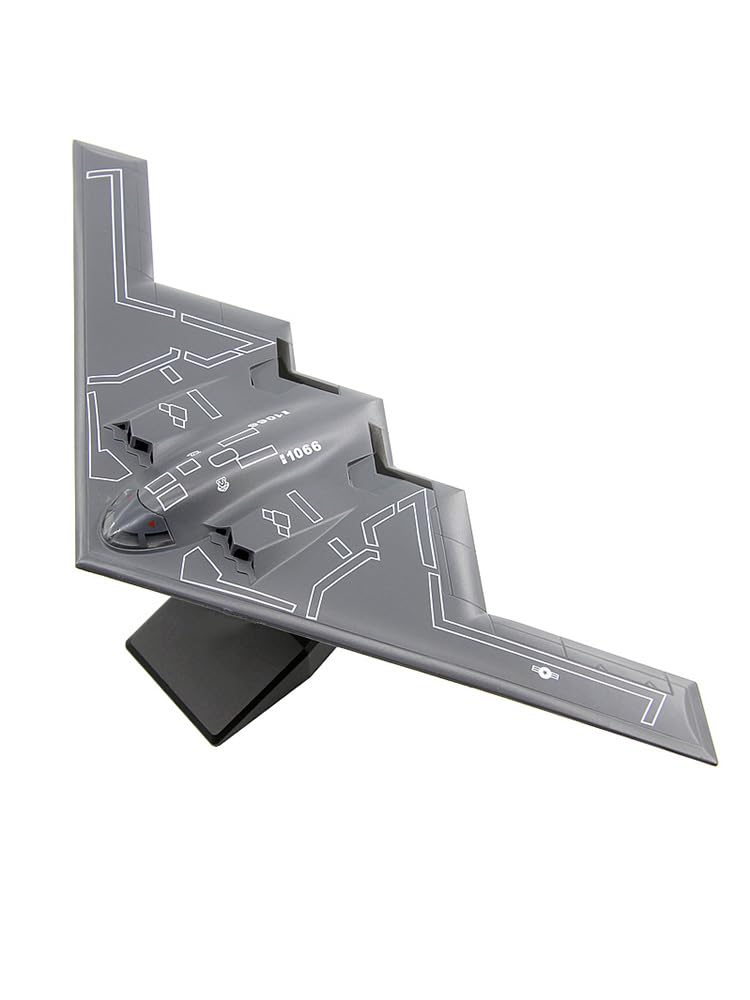 Amazon.com: 1/200 Scale B2 B-2 Stealth and Strategic Bomber