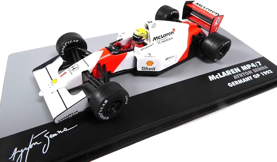 Amazon.com: OPO 10 - Formula 1 car 1/43 Compatible with McLaren