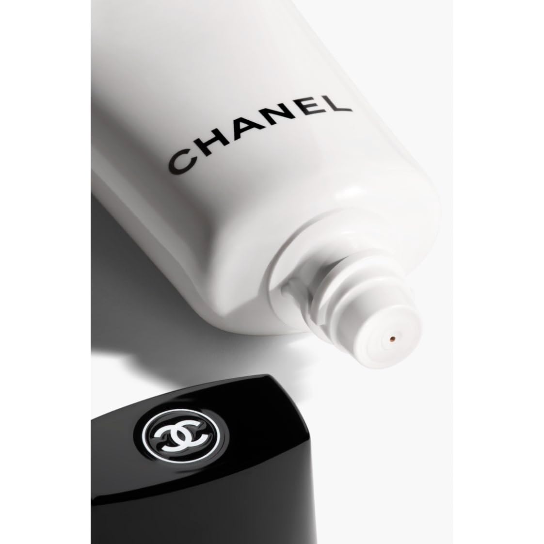 Amazon.co.jp: CHANEL Chanel CC Cream N (#10 Beige) SPF 50/PA+++