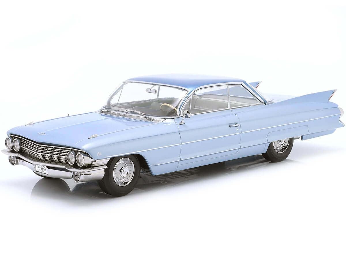 Amazon.com: KK Scale Models 1/18 - Cadillac Series 62 Coupe