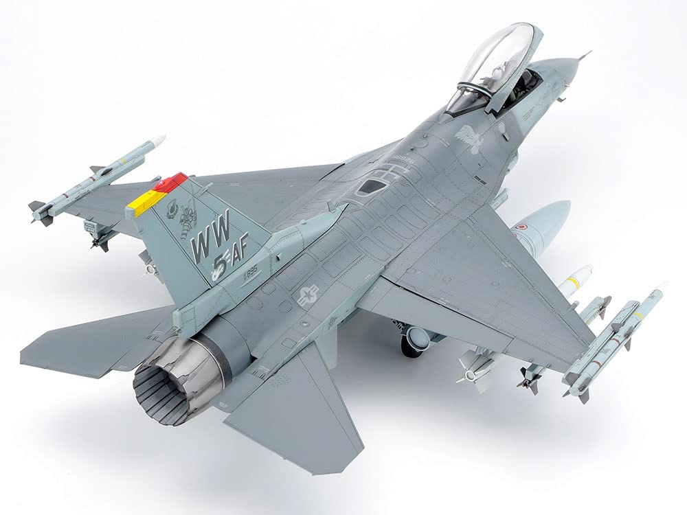 Amazon | タミヤ(TAMIYA) 1/48 傑作機シリーズ No.98 アメリカ空軍