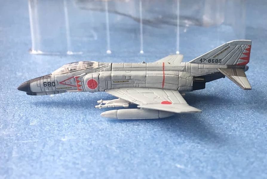 Amazon.co.jp: 1/200 ファントム無頼 F-4 ファントムII 百里基地 所属