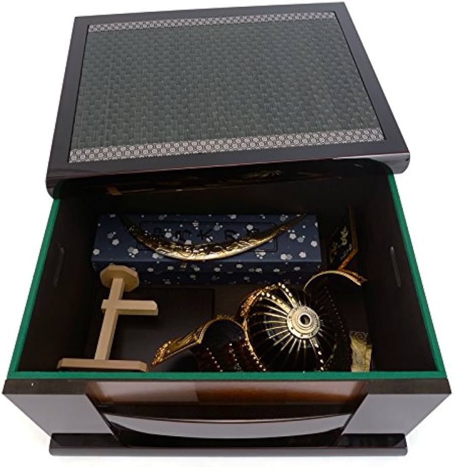 Amazon | 人形屋ホンポ 五月人形 伊達政宗 着用 兜収納飾り 兜飾り