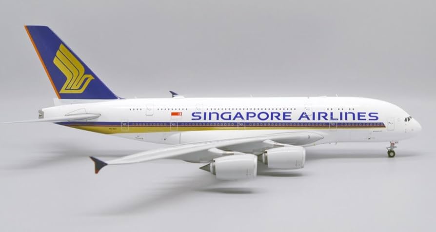 Amazon | JC Wings 1:200 EW2388009 Singapore Airlines シンガポール