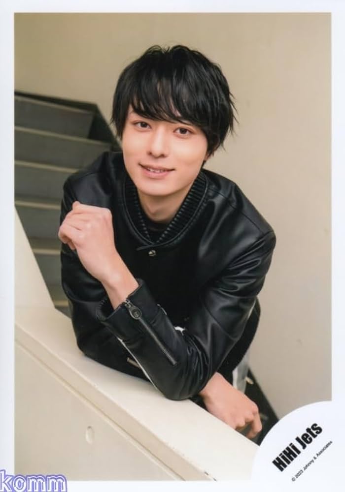 Amazon.co.jp: HiHi Jets 公式 生 写真（作間龍斗）HHJ00627 : おもちゃ