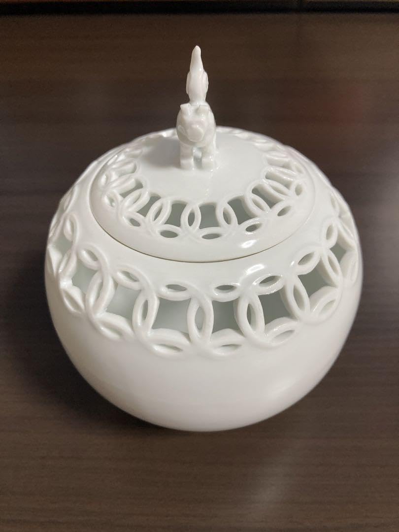 Amazon.co.jp: 杉原一壺 有田焼 美術陶芸 陶器 香炉 蓋付き : ホーム