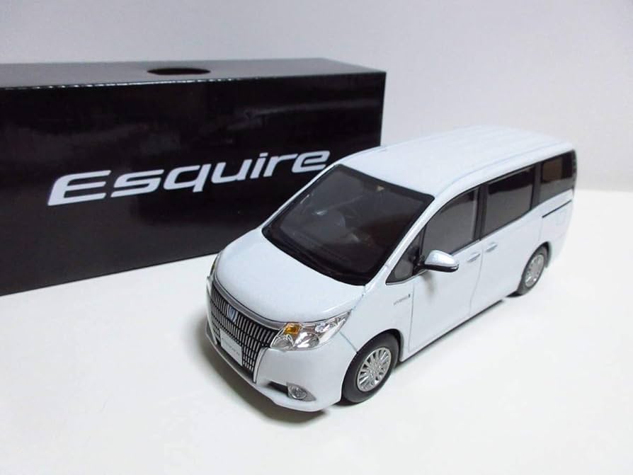 Amazon | 1/30 トヨタ 新型エスクァイア Esquire 前期 エスクワイア
