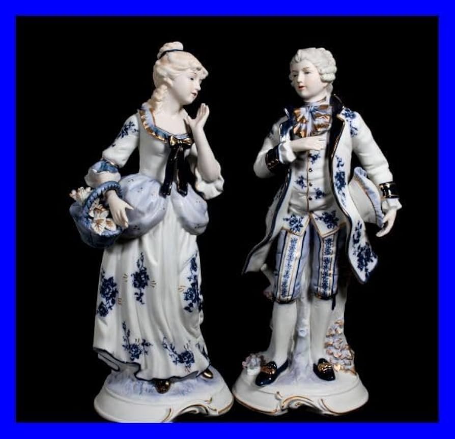 ハープを持つ女性の陶器像 陶器製ハープを持つ女性像 - メルカリ