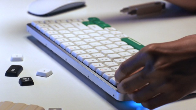 Amazon.com: LOFREE Flow84 Low Profile Mechanical Keyboard, 75