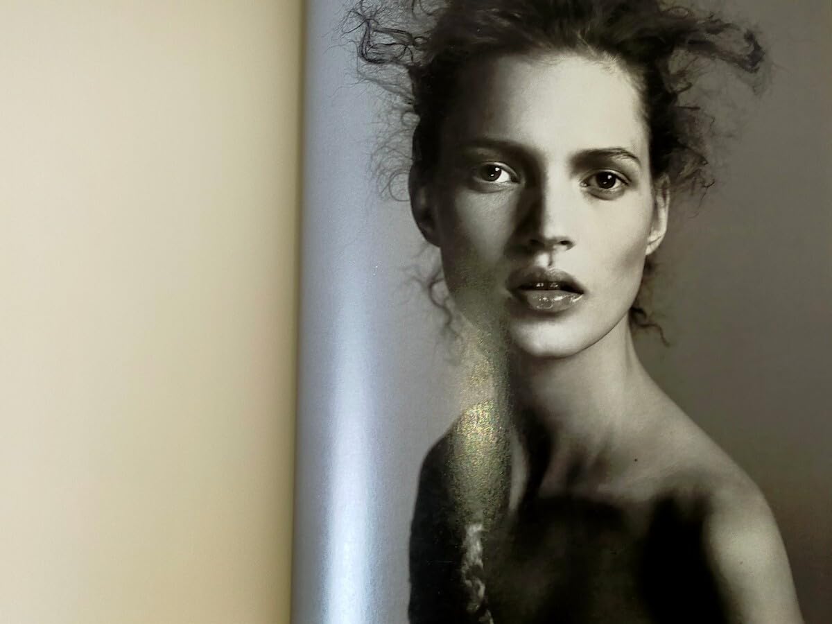 Amazon.co.jp: 絶版本 Richard Avedon: Fashion 1944-2000 写真集