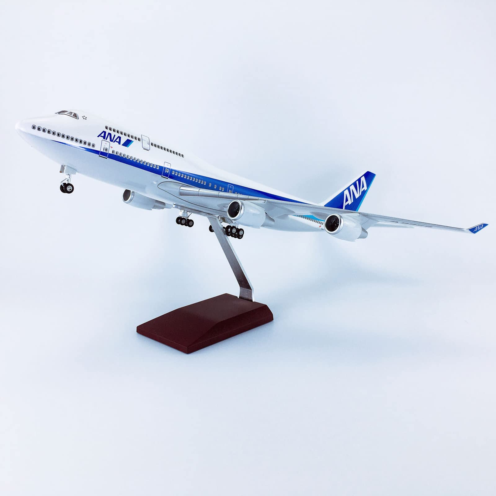 Amazon.com: ANA B747-400 Airplane Model - 1:200 Scale Diecast