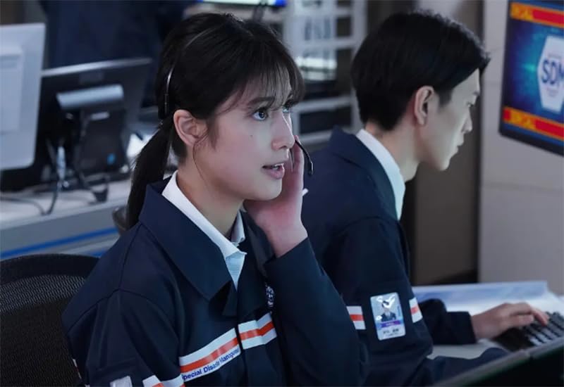 Amazon.co.jp: ブルーモーメント 【Blue Moment】山下智久/出口夏希