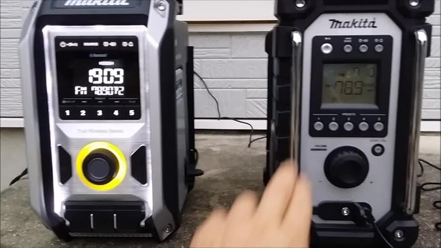 Amazon.co.jp: マキタ 充電式ラジオ 黒 10.8V/14.4V/18V対応 [本体のみ