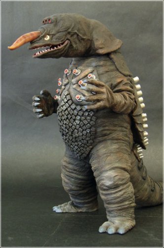 Amazon.co.jp: 大怪獣シリーズ(R) ウルトラマン編 「変身怪獣 ザラガス