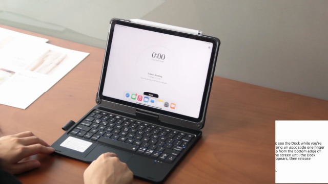 Amazon | [業界独創な設計・360°回転] iPad 第11世代 キーボードA16