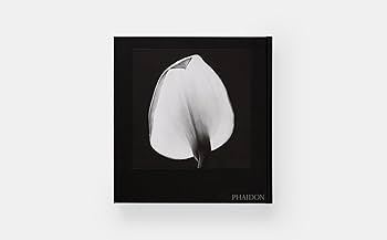 Amazon.com: Mapplethorpe Flora: The Complete Flowers