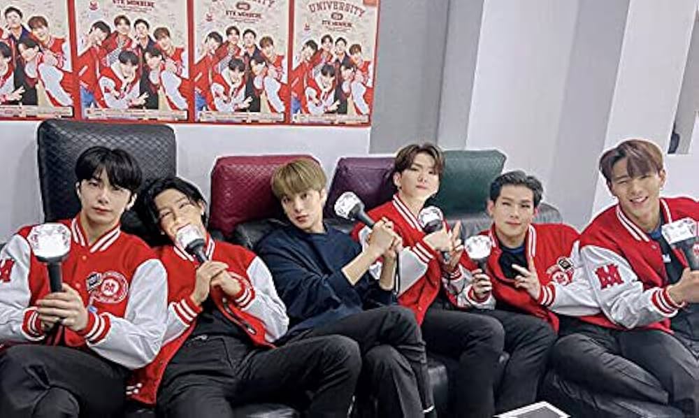 MONSTA X, MONSTAX - MONSTA X 2021 FAN-CONCERT MX UNIVERSITY DVD. 4