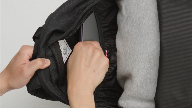 Amazon.com | Herschel Classic Backpack, Raven Crosshatch, Mod XL