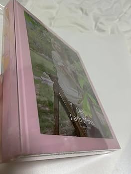 Amazon.co.jp: TWICE ミナ ソロ写真集 Yes, I am Mina Pink ver