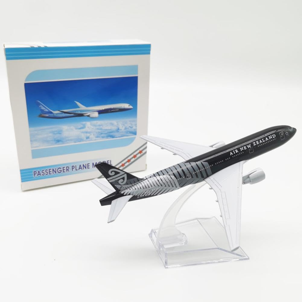 Amazon.co.jp: 1/400スケール ニュージーランド航空 B777 合金戦闘機