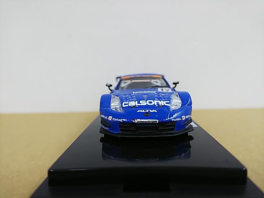 Amazon | □ 京商 1/64 CALSONIC IMPUL Z 2004 ブルー カルソニック