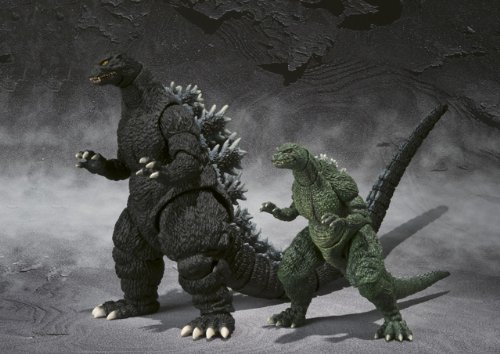 Amazon.com: Bandai Tamashii Nations Godzilla Jr. - S.H.
