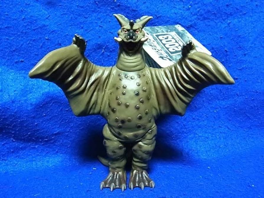 Amazon | 怪獣 チャンドラー ソフビ タグ付きフィギュア | フィギュア