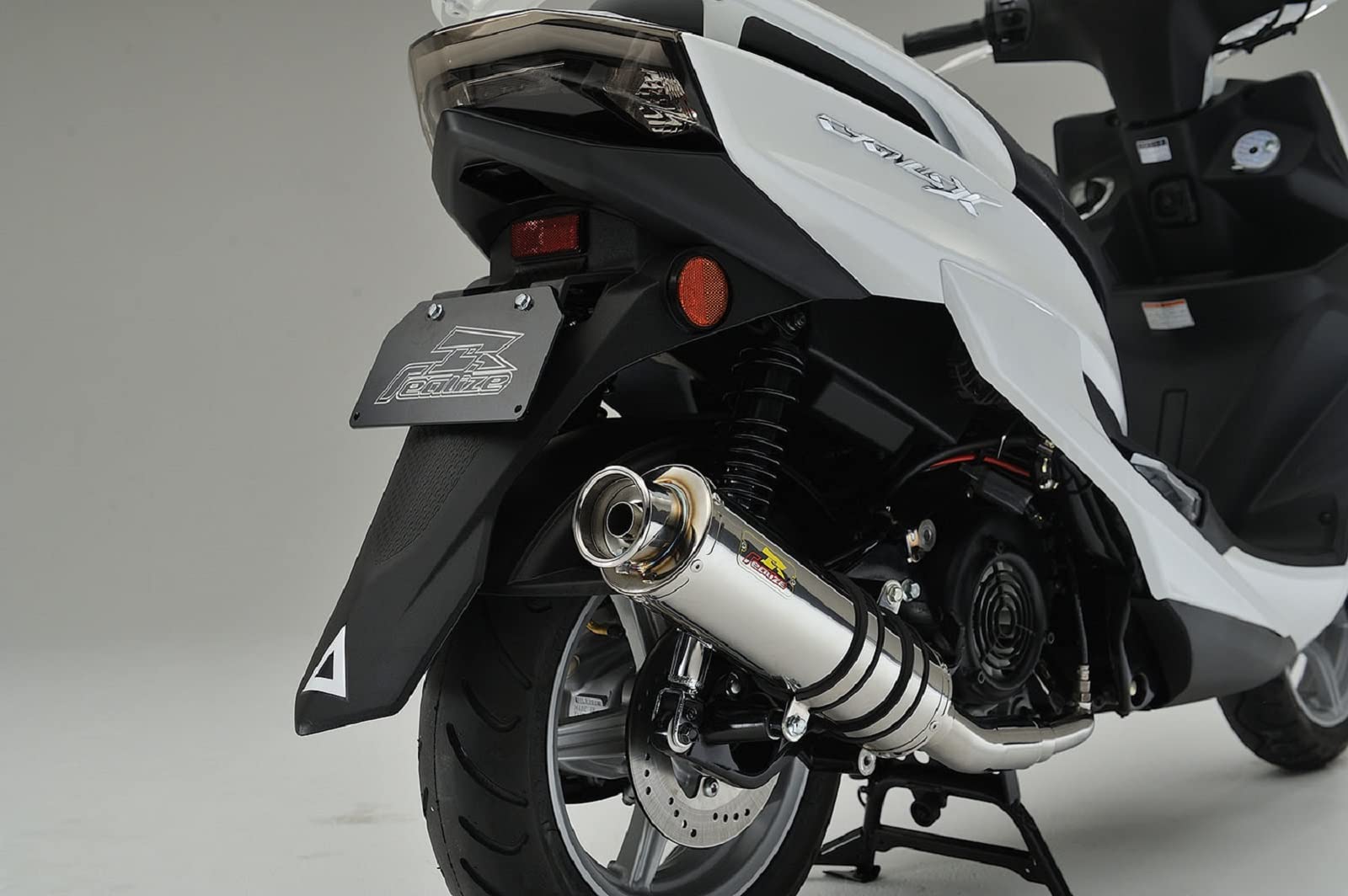 Amazon | Realize シグナスX SR バイクマフラー 4型 5型 EBJ-SEA5J 2BJ