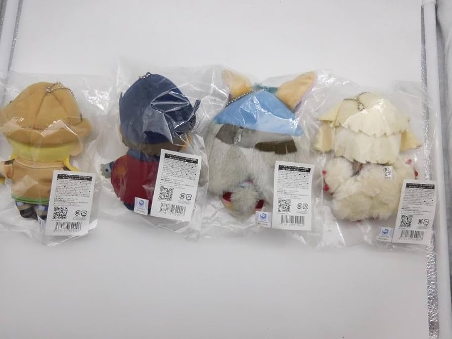 Amazon.co.jp: メイドインアビス ぬいぐるみキーホルダー リコ レグ