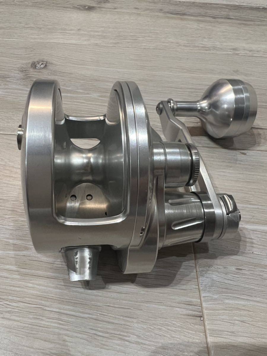 Amazon.co.jp: ジギング仕様 アキュレート バリアント 600NN 2スピード