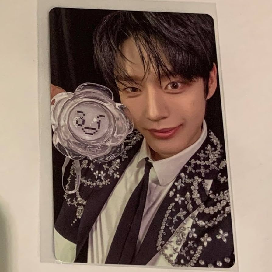 Amazon.co.jp: キムジウン ジウン 5000 トレカ ゼベワン zb1