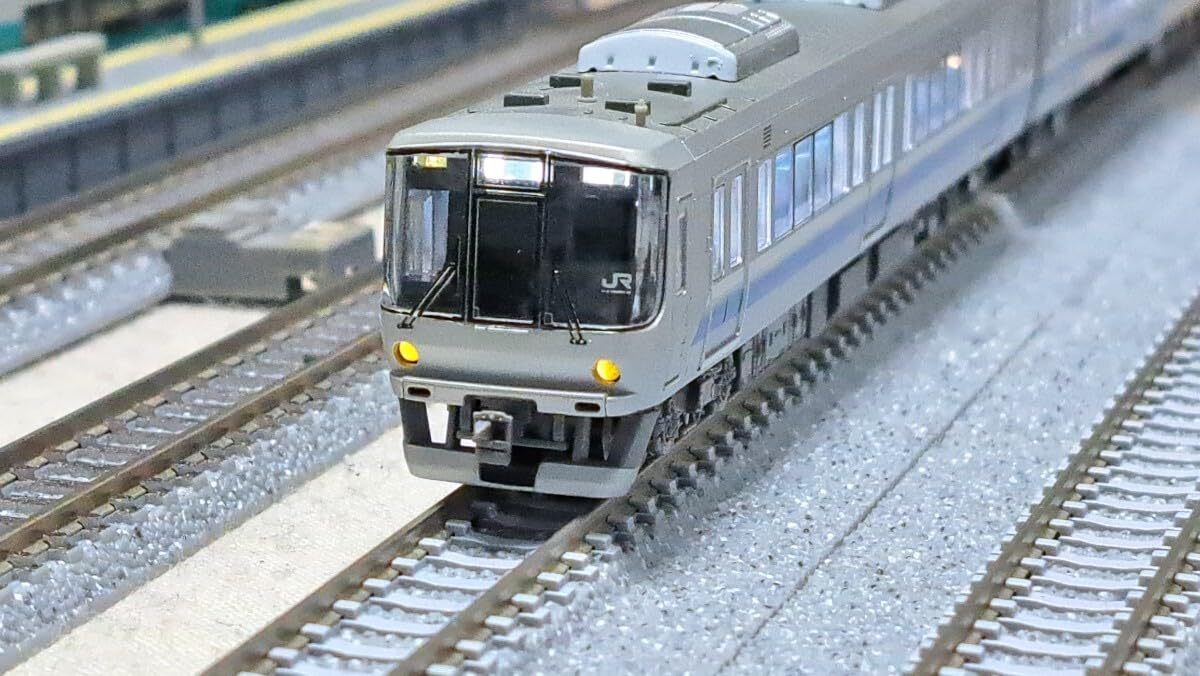 Amazon.co.jp: ! 鉄道模型 nゲージ マイクロエース A-3372 223系0番台