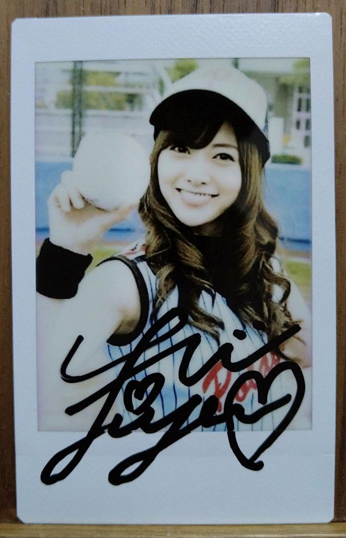 Amazon.co.jp: 白石麻衣さん 直筆サイン入りチェキ 乃木坂46 まいやん