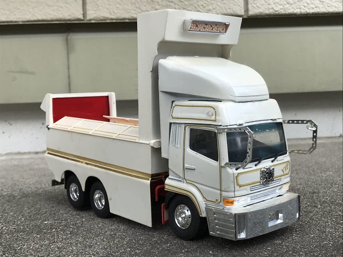 Amazon | 三菱ふそう スーパーグレート ダンプカー プラモデル 完成品