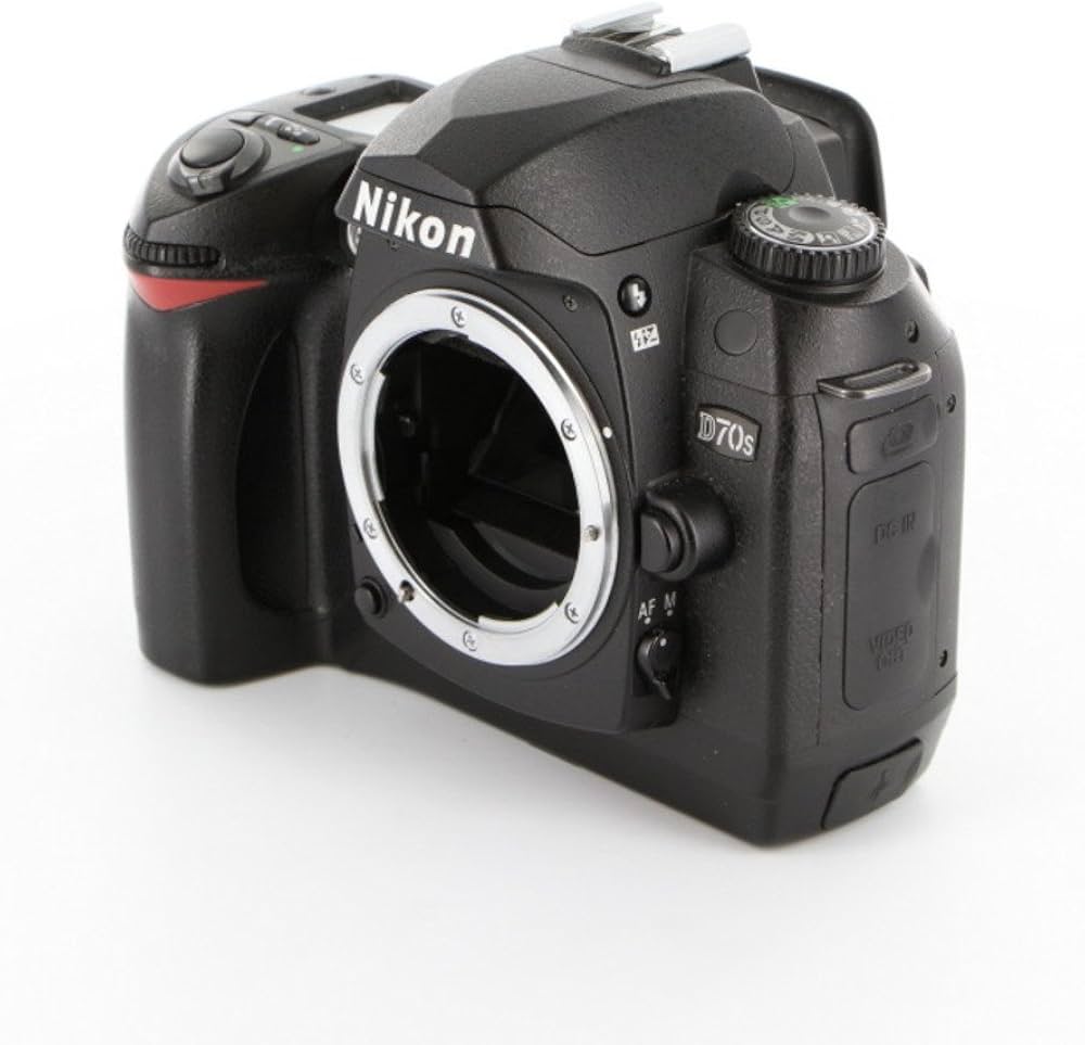 Amazon | Nikon デジタル一眼レフカメラ D70S | デジタル一眼レフ 通販