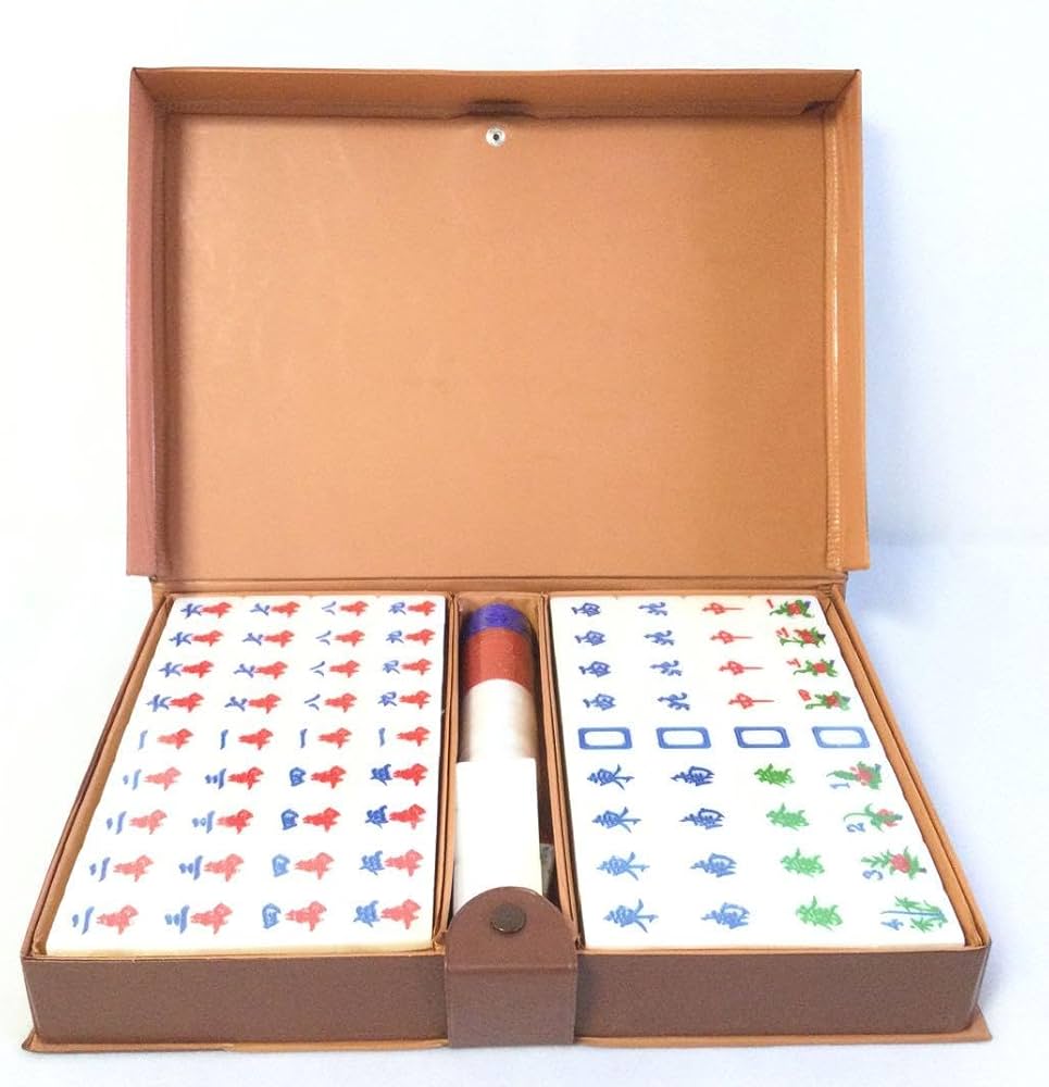 Amazon.co.jp: 麻雀牌 大きい 中国麻雀 箱付 K717 : おもちゃ