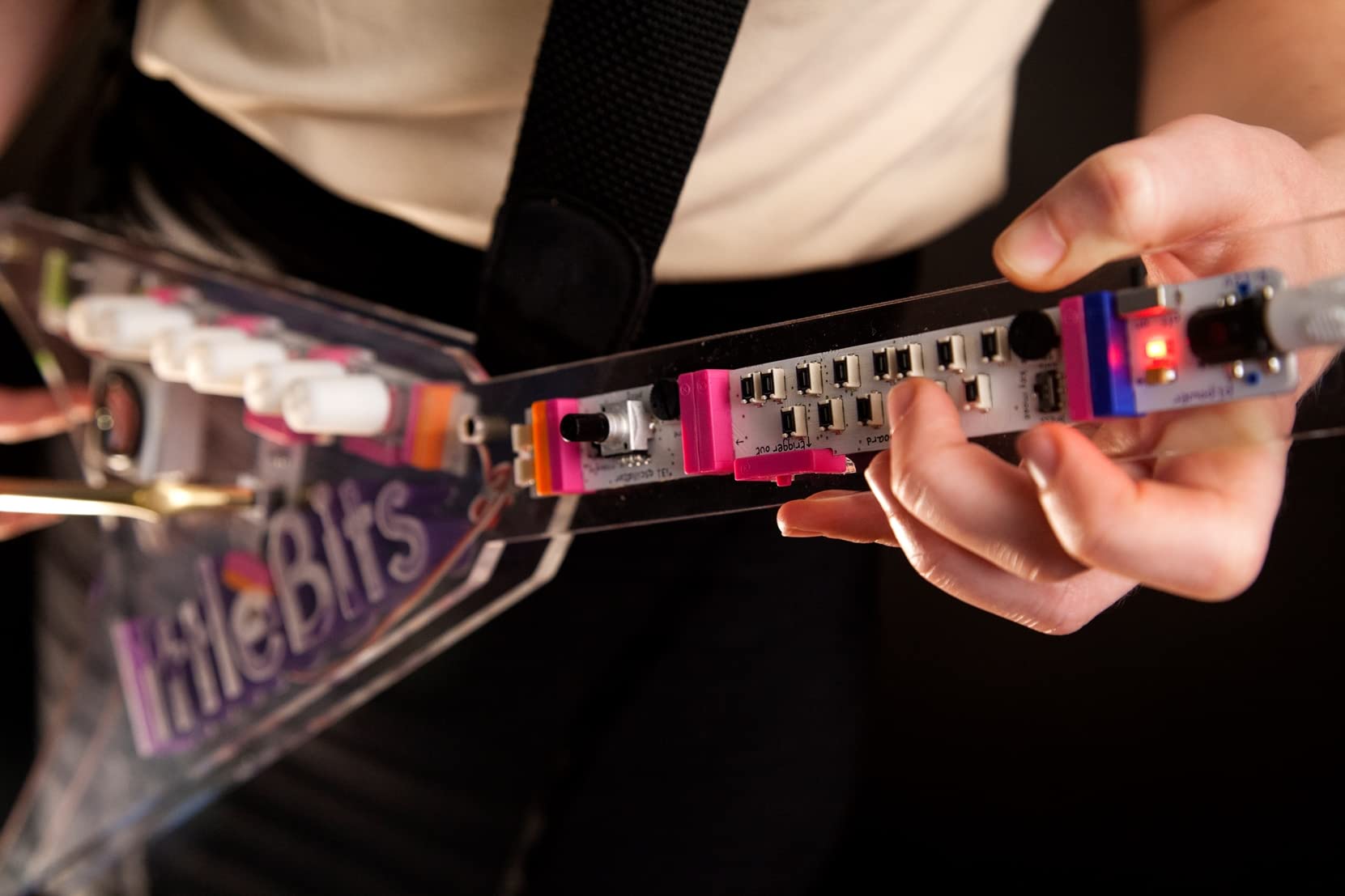 Amazon.co.jp: littleBits 電子工作 組み立てキット Synth Kit シンセ