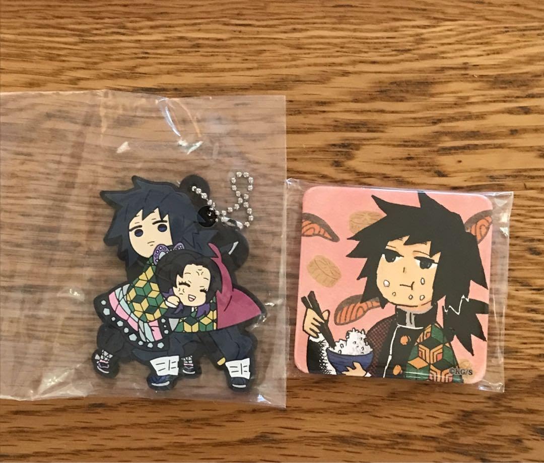 希少鬼滅の刃DINING 新店舗記念スクエア缶バッジ冨岡 義勇