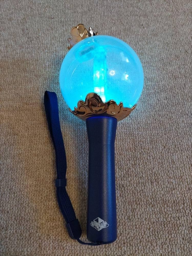 Amazon.co.jp: いれいす ペンライト 武道館 : おもちゃ