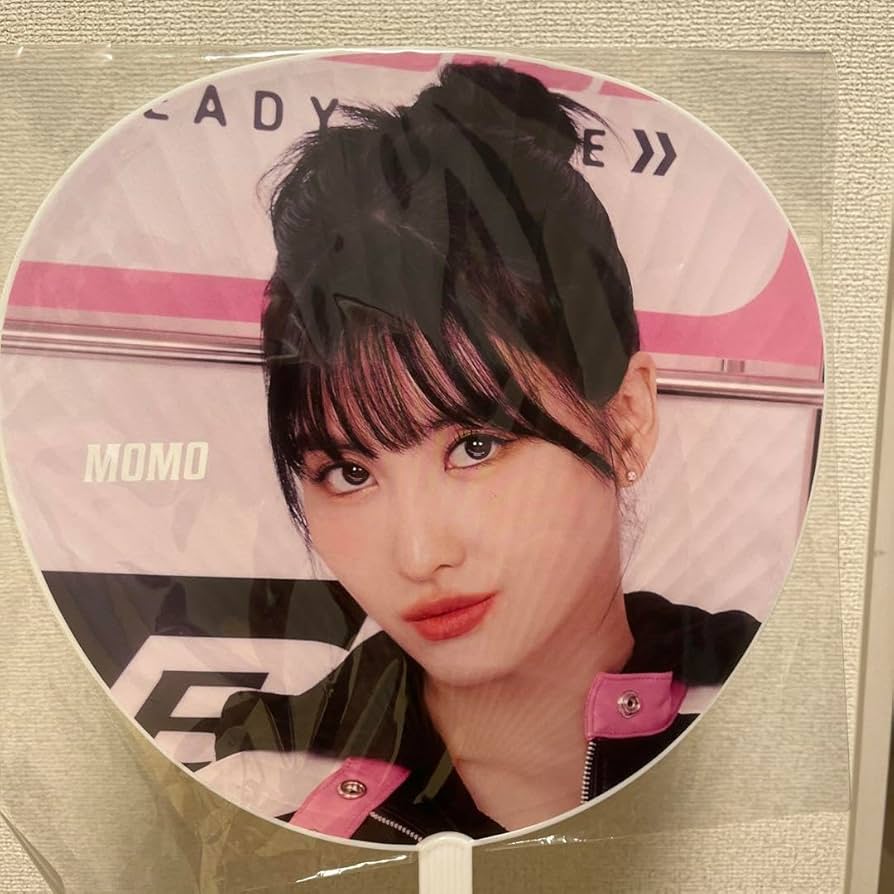 Amazon.co.jp: TWICEももりん うちわ : おもちゃ