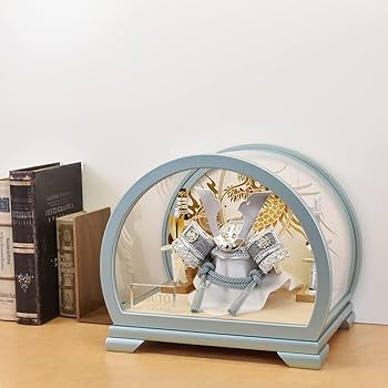 Amazon.co.jp: 五月人形 ケース入り 丸型 コンパクト おしゃれ 兜飾り