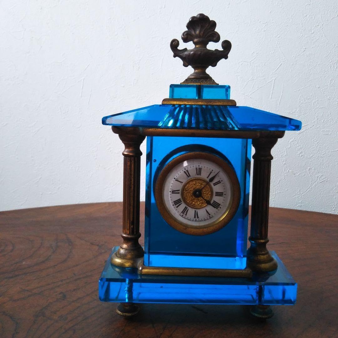 精工舎」の大正時代のネジ巻き両鈴目覚時計 （硝子台はウラン