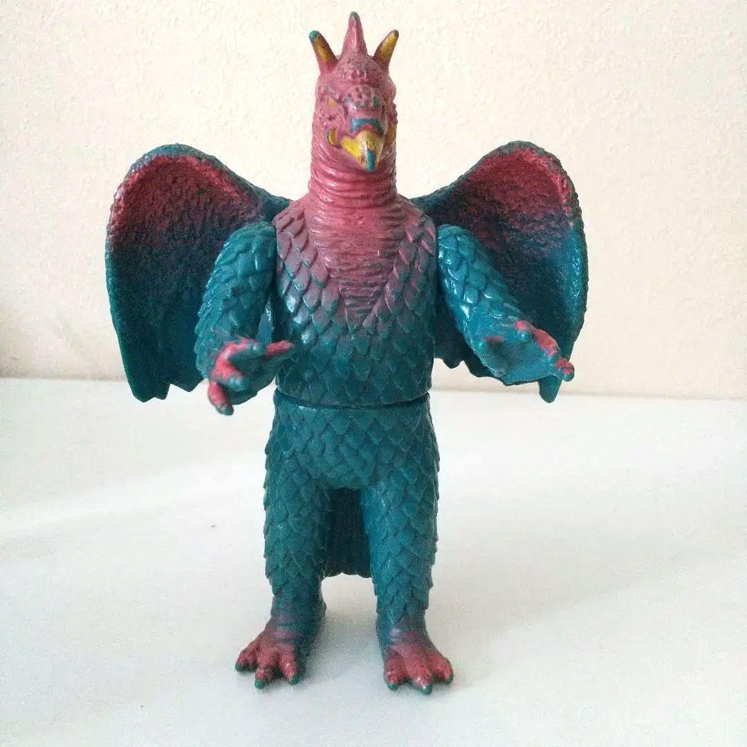 Amazon.co.jp: ウルトラ怪獣シリーズ ヒドラ ソフビ 1983年 日本製