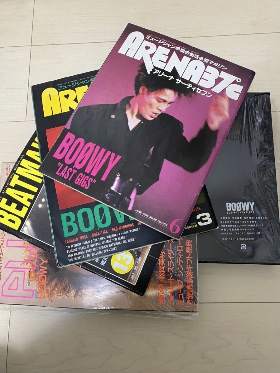 Amazon.co.jp: BOOWY ブルーレイコンプリート(雑誌4冊)氷室京介布袋