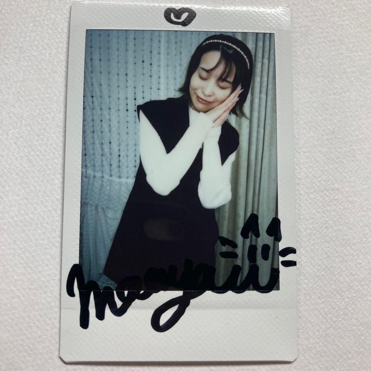 Amazon.co.jp: 入田真綾 直筆サイン入り チェキセット : おもちゃ