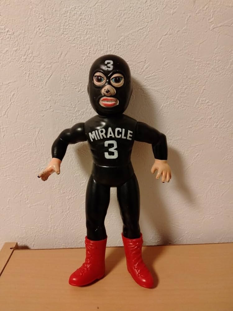 Amazon.co.jp: タイガーマスク ミラクル3 /ソフビ/中嶋製作所 : おもちゃ