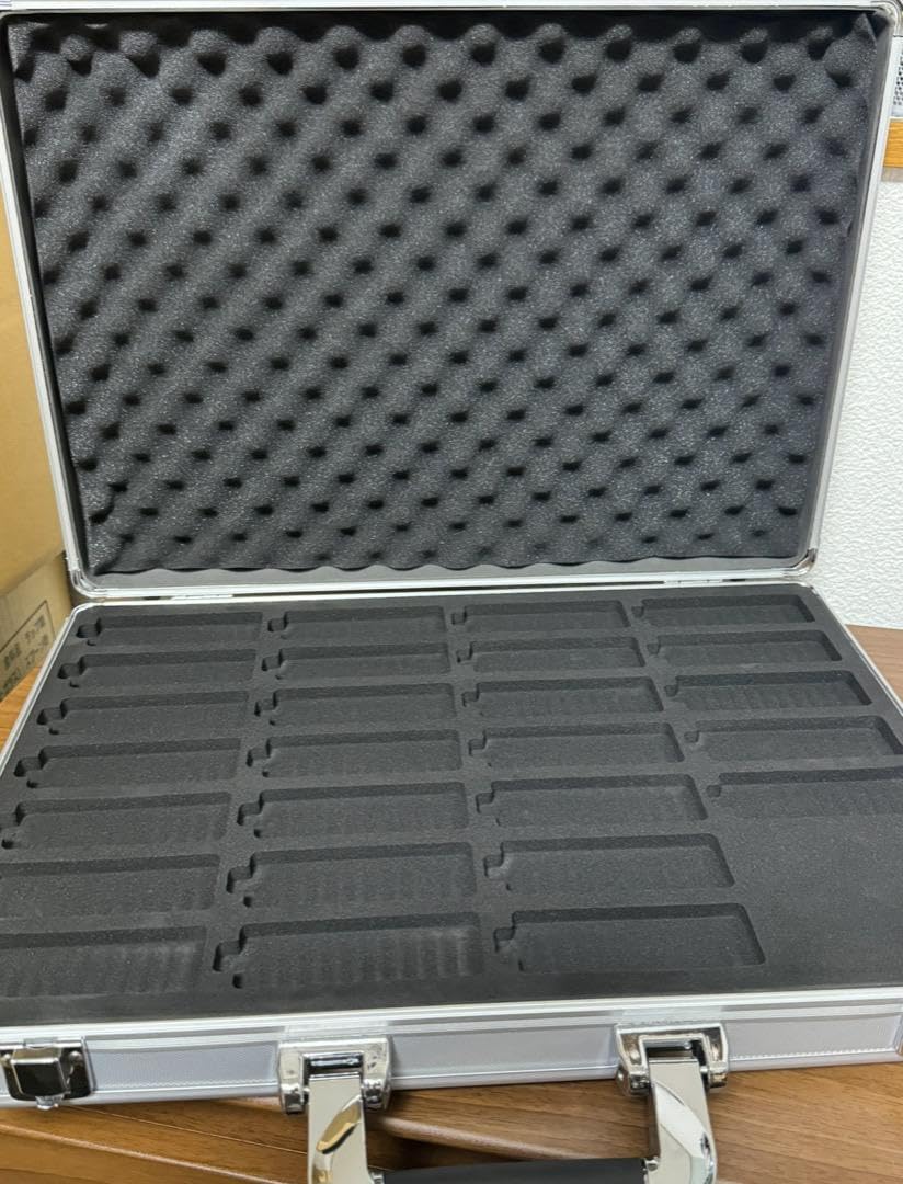 Amazon.co.jp: T2 ガイアメモリ アタッシュケース プロップ CSM 劇中