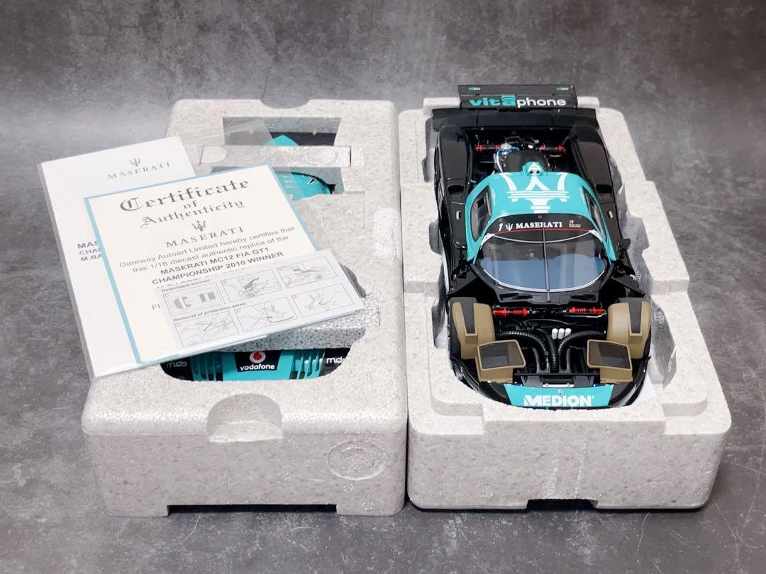 Amazon.co.jp: AUTOart 1/18 マセラティ MC12 FIA GT1 優勝 ミニカー
