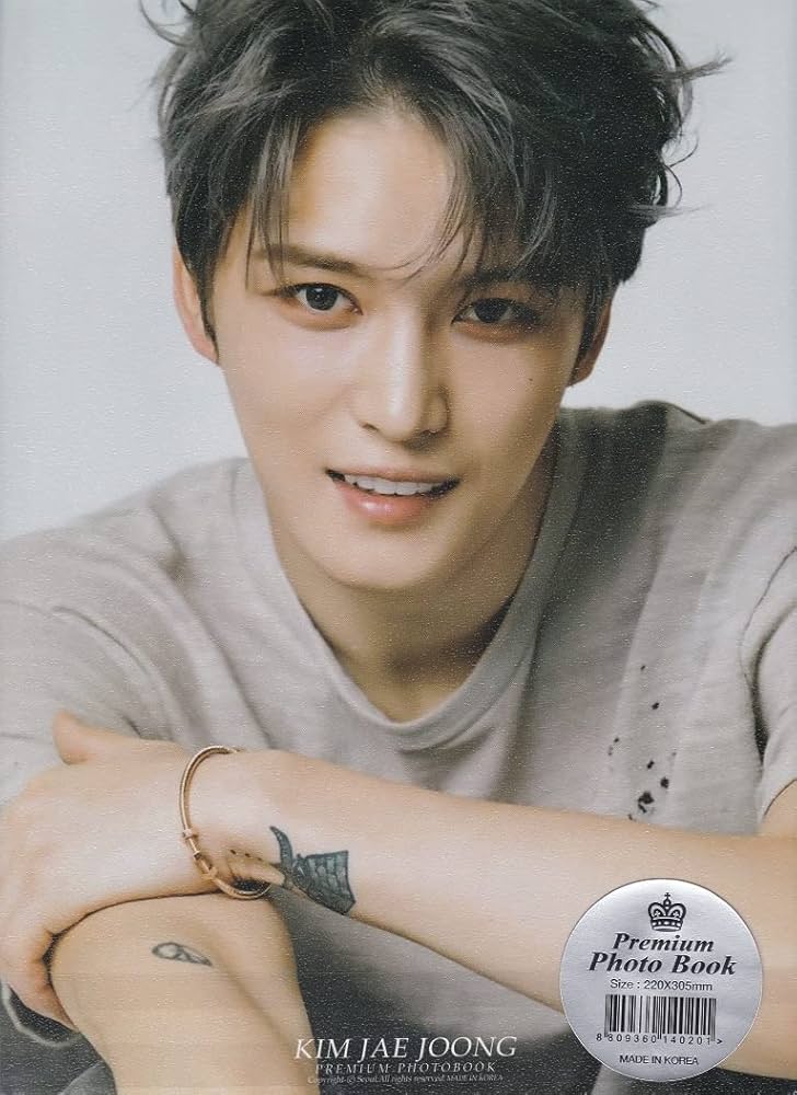 Amazon.co.jp: 超レア！□ジェジュンJYJ□プレミアム写真集大韓国