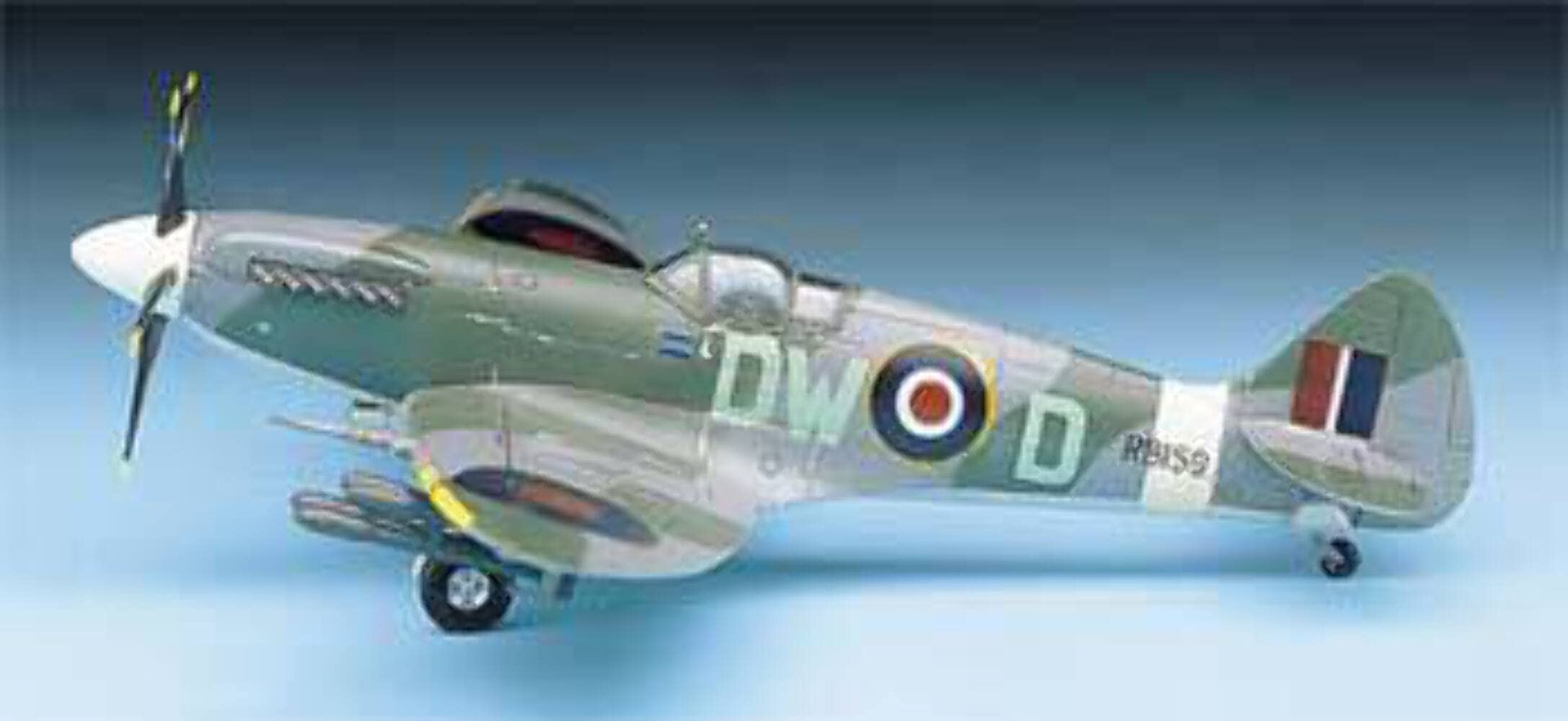 Amazon.com: Academy 1:72 - Supermarine Spitfire Mk.XIV : Arts